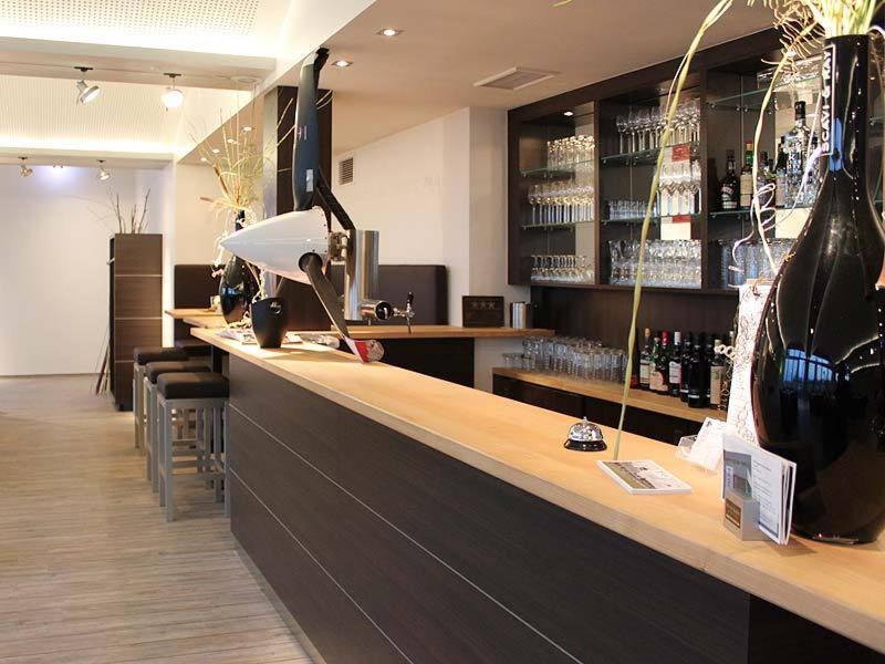 ארנסברג Ju52 Restaurant Hotel Lounge מראה חיצוני תמונה